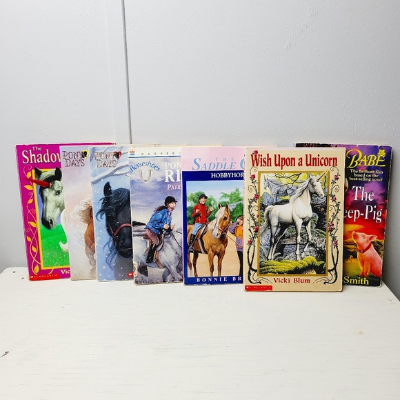 Pony Club Horse Unicorn Book Bundle Chapter Books Set of 7 - Picture 2 of 5